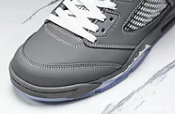'Wolf 5 Jordan Retro Grey' 0705
